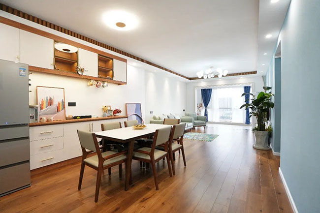 108㎡四居，打造室內(nèi)陽臺+休閑吧臺，體驗日系小清新生活